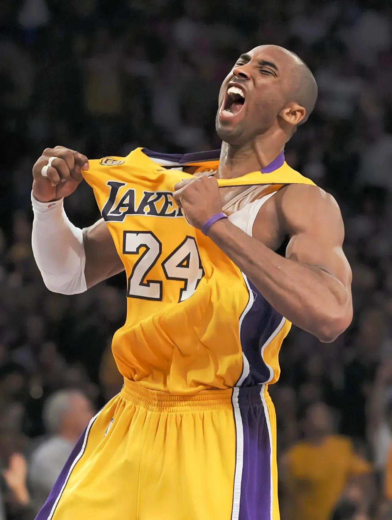 九游手游-包含赛前NBA季后赛焦点战；斯图加特绝杀压哨；质疑声仍在；轮换策略成焦点的词条